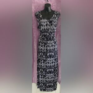 Sleeveless Maxi Dress